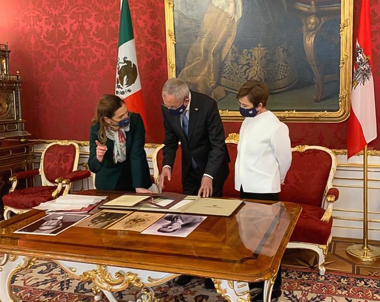 Beatriz Gutiérrez Müller se reunió con el presidente de Australia, Alexander Van der Bellen
